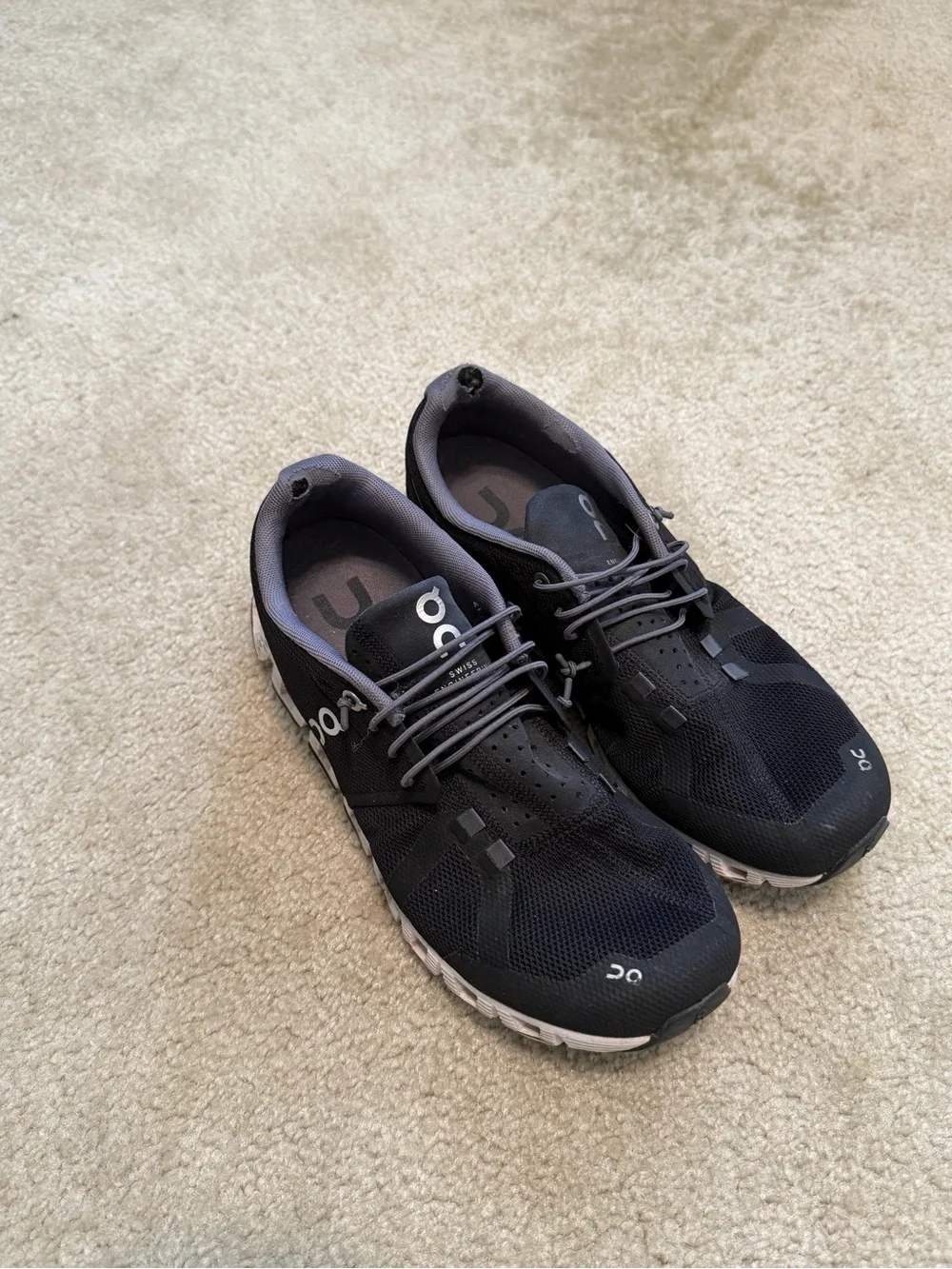 On Cloud Women’s Running Shoes